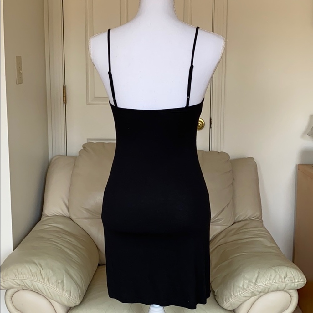 LBD - Picture 4 of 5